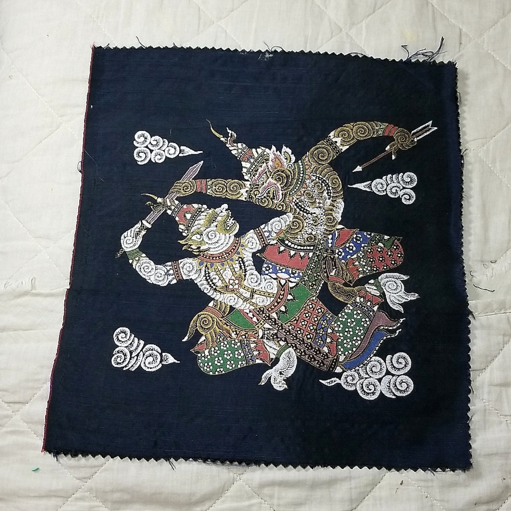 Vtg Asian silk panel depicting warriors - Picture 12 of 12